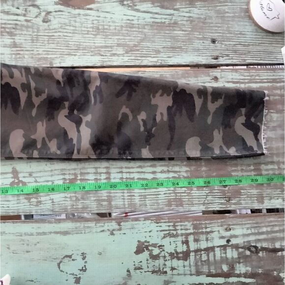 Coco + Carmen OMG Camouflage Skinny Jeans Size XS Holds You In Lifts You Up - Picture 14 of 16